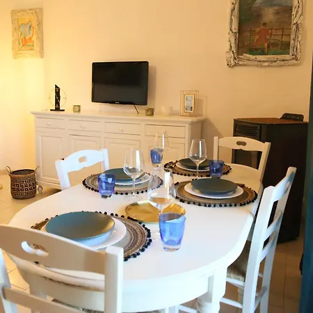 شقة Casa Vacanze La Dimora Dell Artista أولبيا